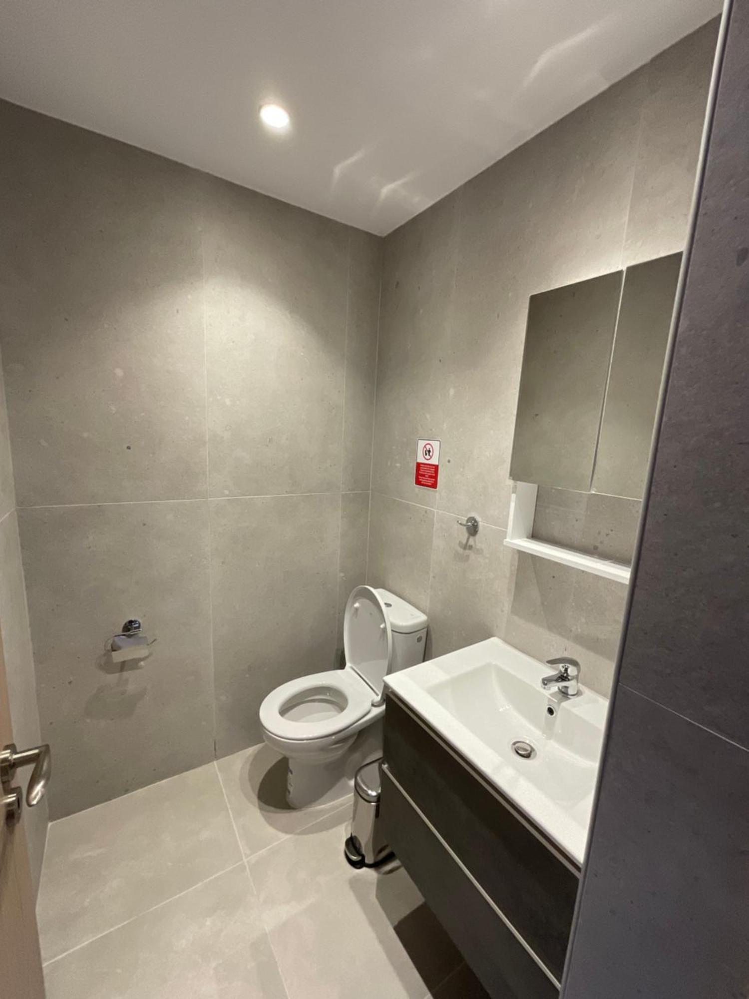 Le Voyageur By The Sea - Furnished Rooms Ларнака Екстер'єр фото
